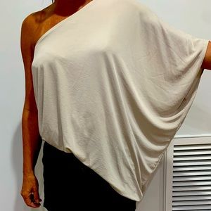 Jodifl One Shoulder Cream Top; Size M